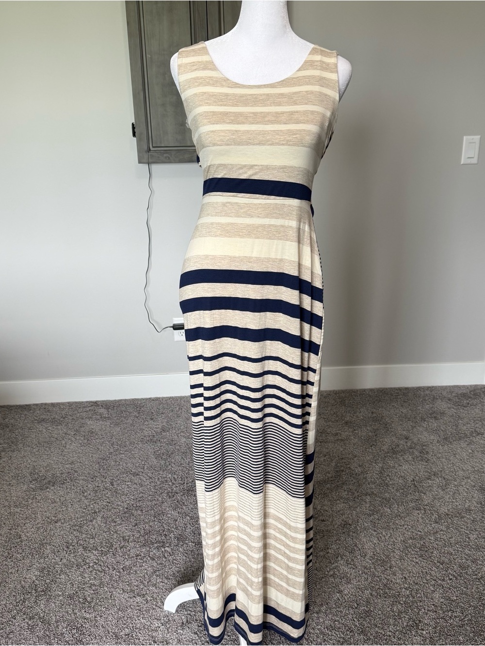 Gilli Navy and Cream Striped Sleeveless Maxi Dress